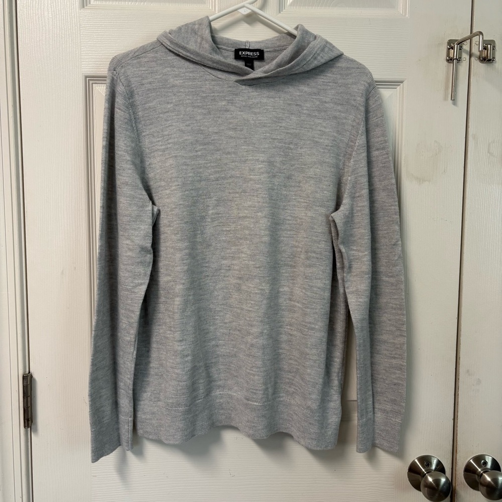 💜 3/$15. Express Hoodie, women’s large, wool blend